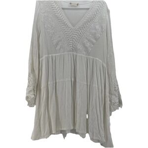 Altar'd State White Boho Dress M Medium‎ Lace V Neck Lined